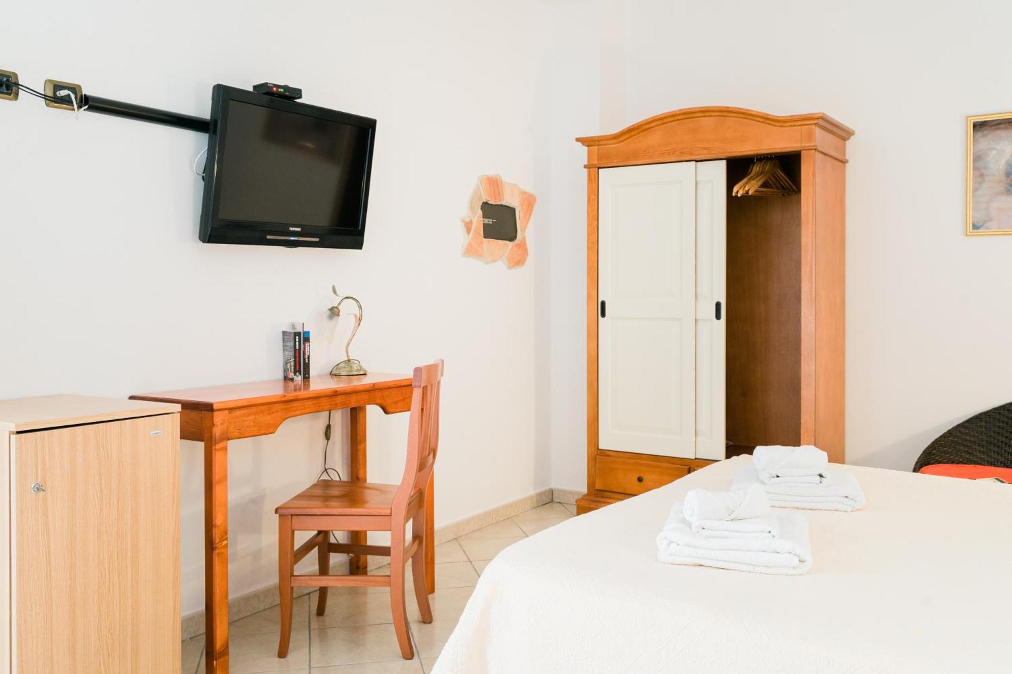 La Marmora Hotel Alghero Exterior photo